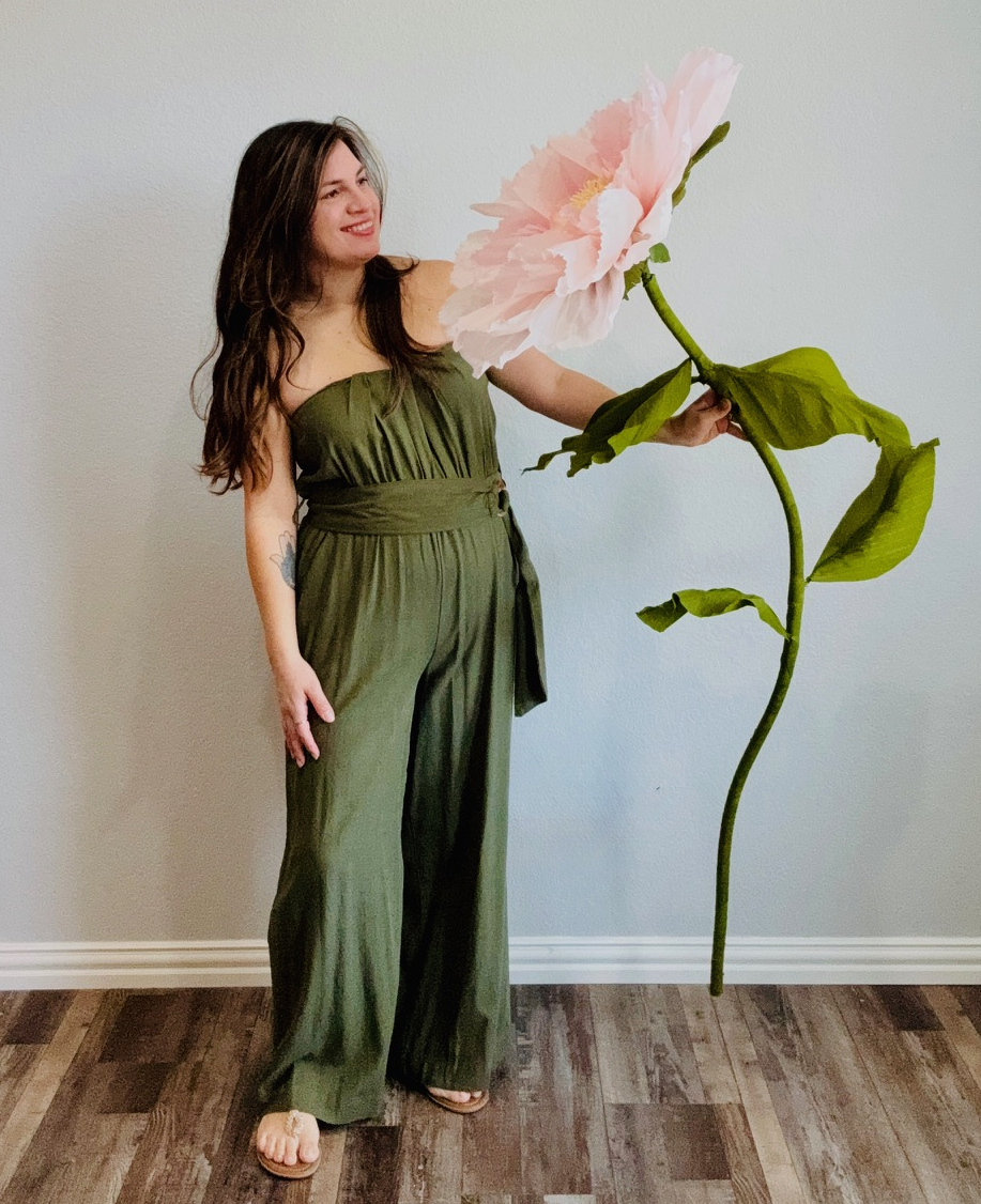 Valeria Blooms